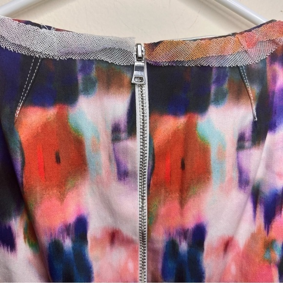 Elie Tahari Watercolor Bodycon Lined Mini Dress Size 6 - Picture 8 of 16
